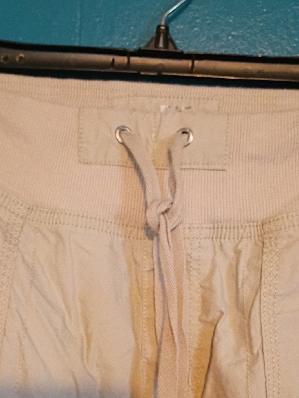 Calvin Klein Beige Cargo Capris - Picture 5 of 13